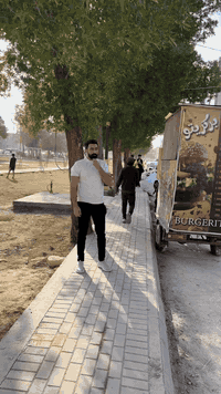 السلام عليكم
فرصه استثماريه
للبيع. 
قطعه طابو صرف. المساحه 667م واجه 23
العنوان شارع الخدمي لشارع الجمعيه
للاستفسار. ***********…***********
عقارات رويد الجميلي
باب الحسين. مقابل مركز شرطة الفيحاء

wa.link/wj18m3
