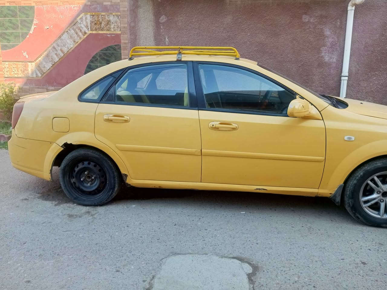 اوبترا تكسي 2007 رقم مثنى انكليزي  بسمي تحويل اي مكان محرك كير كورلا يارس تبريد شغال تدفئه شغاله كهربائياته كامله  صدره تعبان سياره يرادله ترتيب ومصفره غرامات وهئيه والسعر 42بيه مجال قليل
رقم ***********بي واتساب وخاص مفتوح
بيع فقط بدون مراوس بغداد, العراق
