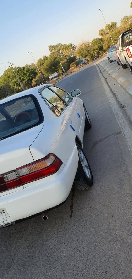 كورله نفخ محور ١٩٩٣
سنويه صارلها شهر من نافذة
ضربتها لدوسه لجوة باب لسايق ولخلفي بدون دواخل فقط لدوسه من برة 
صبغ حزام للجماليه
تخم تاير جديد
بور بريك واعنبار ومتضومه بريك كلها جديدة
تبريد منضومه جديدة
دشبول جديد مال بلادي
بطاين لبوب كلهن جدد
صدر امامي خلفي جديد
كهربائيات كلها جديدة
كير خير من الله لمكينه بيها خيط بخار
لسياره حلوة وجاهزة من كلشي باستثناء لمكينه بيها خيط بخار قليل كلش 
السعر٤٦ وبيها مجال قليل
للاستفسار ***********
