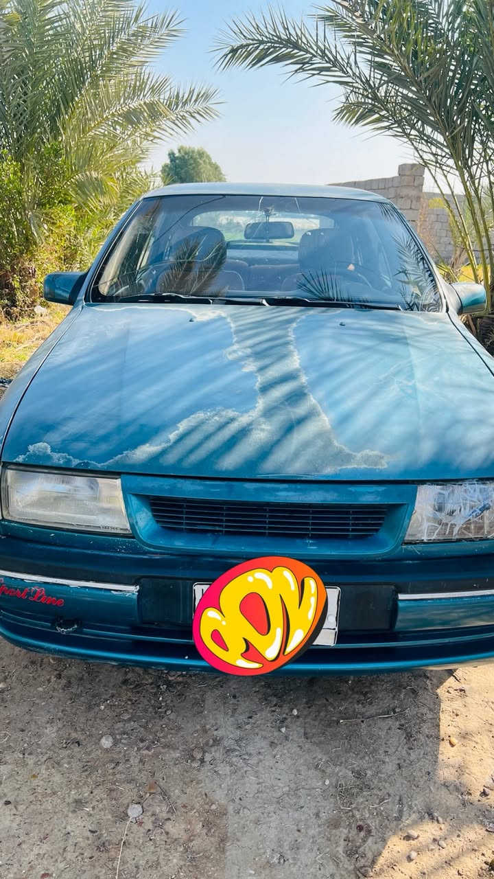 السلام عليكم سياره أوبل فكترا موديل 93 رياضي السياره آكلين مكفوله من كلشي صبغ وضربه مكان السياره بغداد 
الرقم مشروع وطني 
   ***********السعر 45 وقابل للتفاوض
