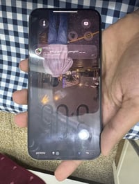 آيفون ١٥ • ذاكرة ٢٥٦ • بطارية ٨١