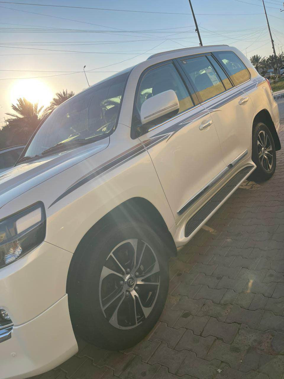 لاندكروز ٢١ بريم اصلي ماشيه 56 حقيقي رقم بغداد مكان السياره بغداد شاررع فلسطين
ملاحضه السياره كفاله فقط البنيد مبدل اصلي مال شركه بدون صبغ السياره بدون حادث واكفه جوه بناء وكع ع بنيد حديده وتبدل فقط
سعر السياره 54 الف دولار وبيها مجال
***********
*********** بغداد, العراق
