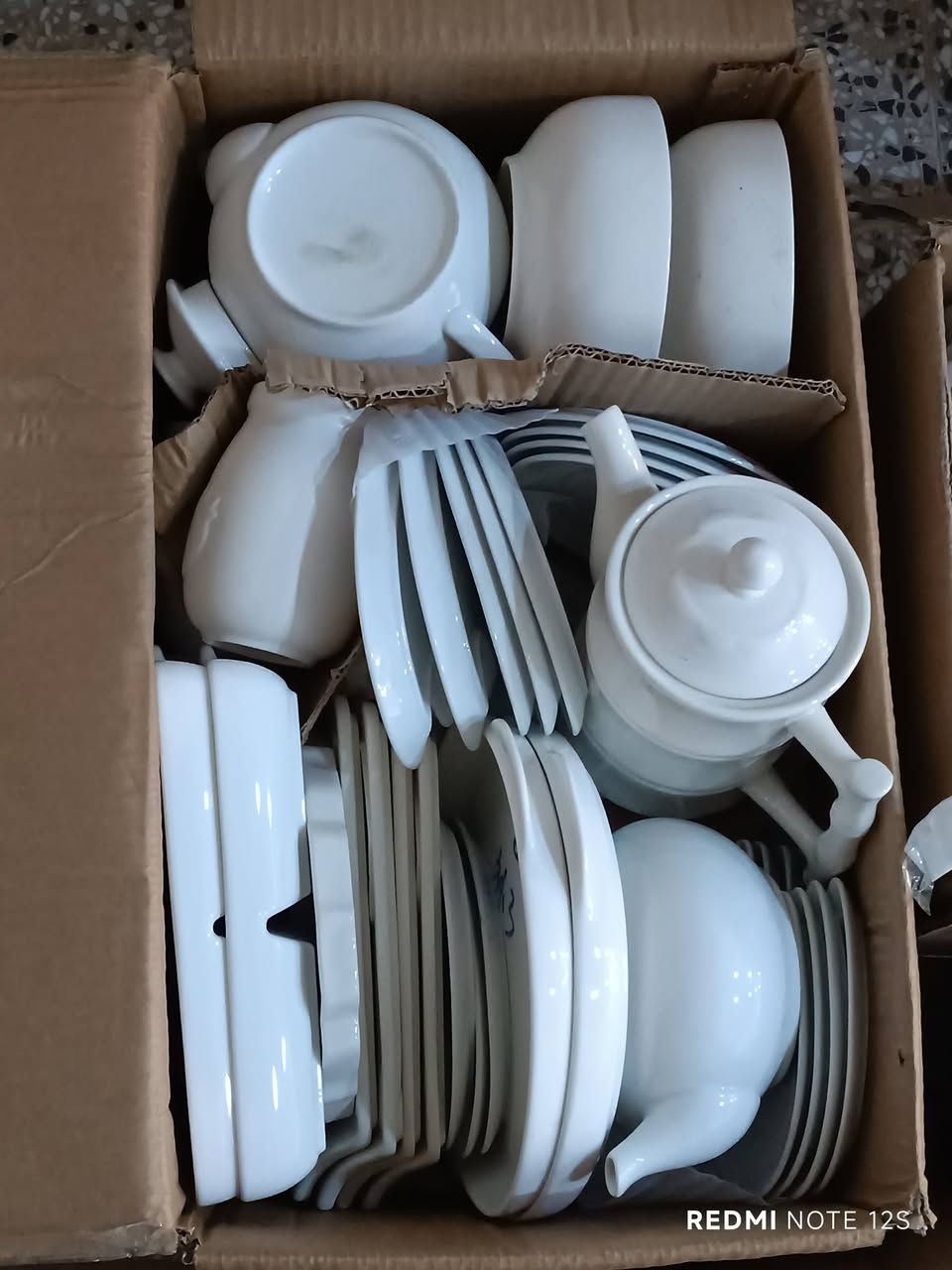 سياحي 🤍🤍
سعر الرتون 35 ألف 
قياس الكارتون 53*29*29
يتوفر توصيل


**إذا كنت صاحب هذا الإعلان وتريد حذفه لأي سبب، رجاءا أرسل رسالة إلى الدعم الفني**