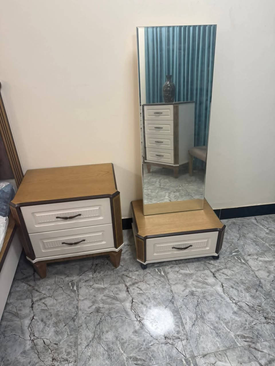 غرفة نوم تركيه للبيع التواصل على هذه الرقم ***********
