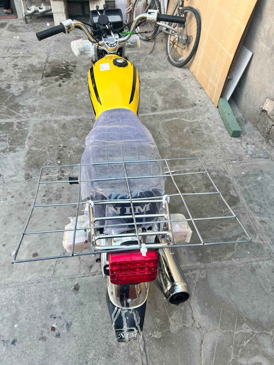 دراجه اربعه كير مديل 25 اوراق سكنر ب 650 وبيها مجال قليل
حي المهندسين العامل رقم صاحب دراجه واتساب او اتصال ‏‪***********‬‏
