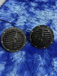 هورنات بوش اصلي تفحص يلا تاخذهن السعر 350 وبيهن مجال للشراي الاستفسار ...