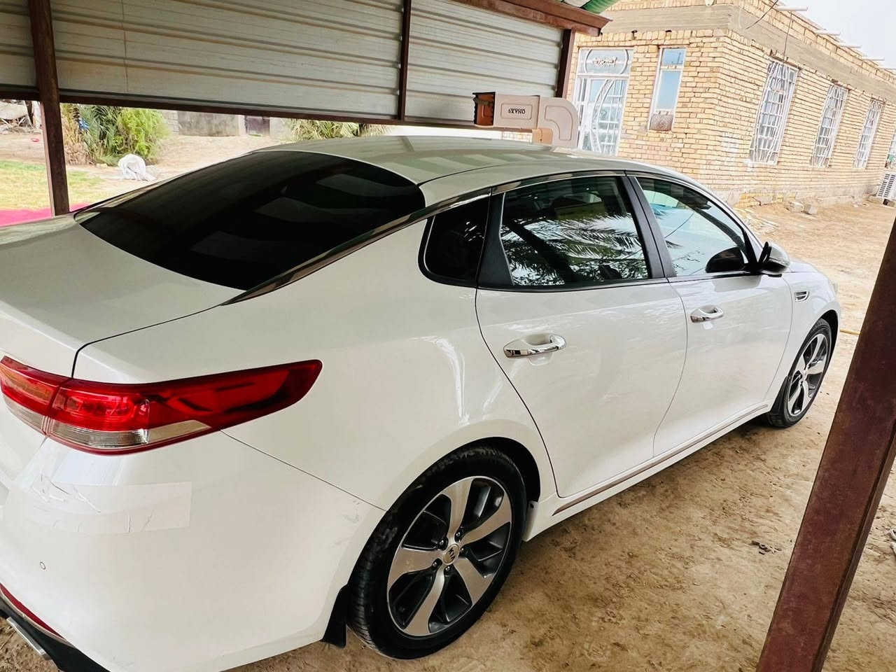 سلام عليكم سياره البيع مكفوله كفاله عامه مشيه ١٠٠الف ٢٠١٦ خليجي محرك ٢٤٠٠رقم الهاتف ***********٢
