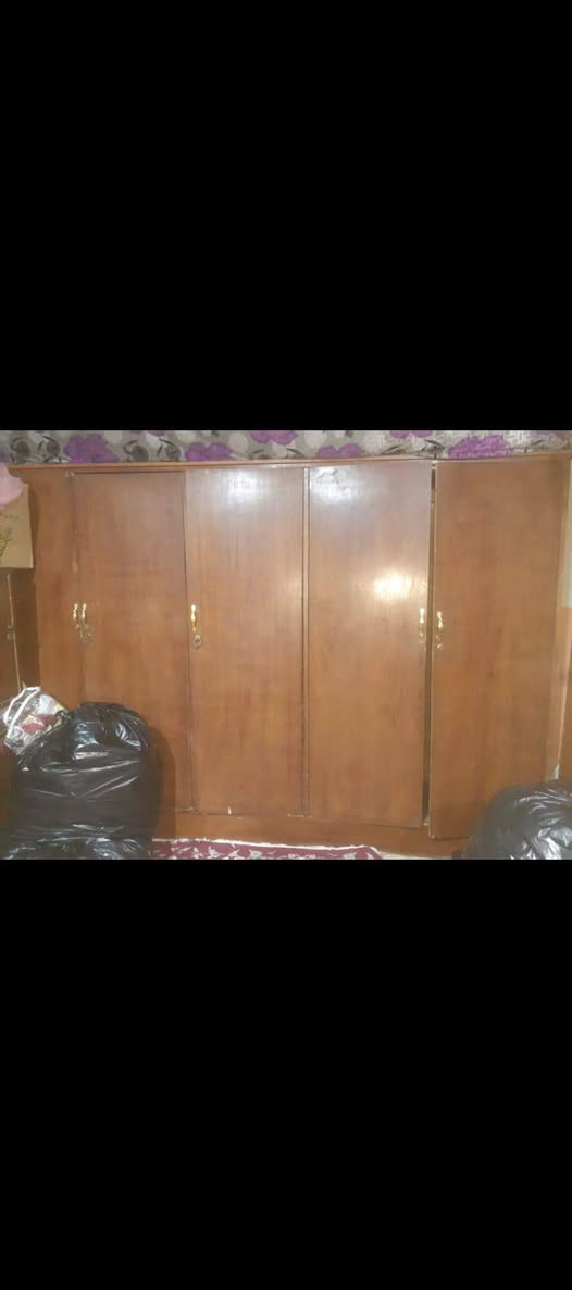 غراض للبيع  @إشارة


**إذا كنت صاحب هذا الإعلان وتريد حذفه لأي سبب، رجاءا أرسل رسالة إلى الدعم الفني**