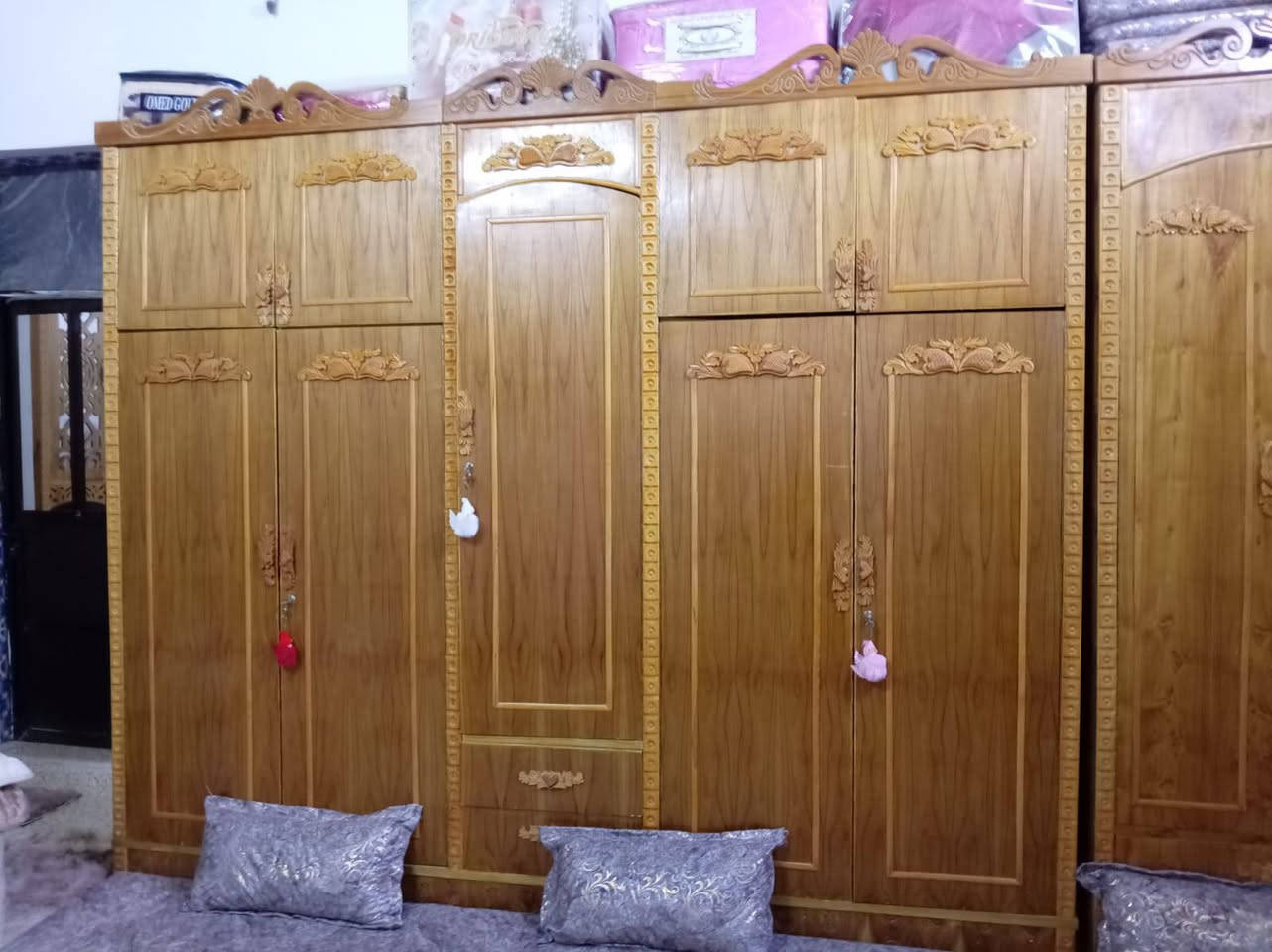 غرفه نوم البيع جديده نضافه 100/100 السعر 850 التواصل على رقم ‏‪***********‬‏
