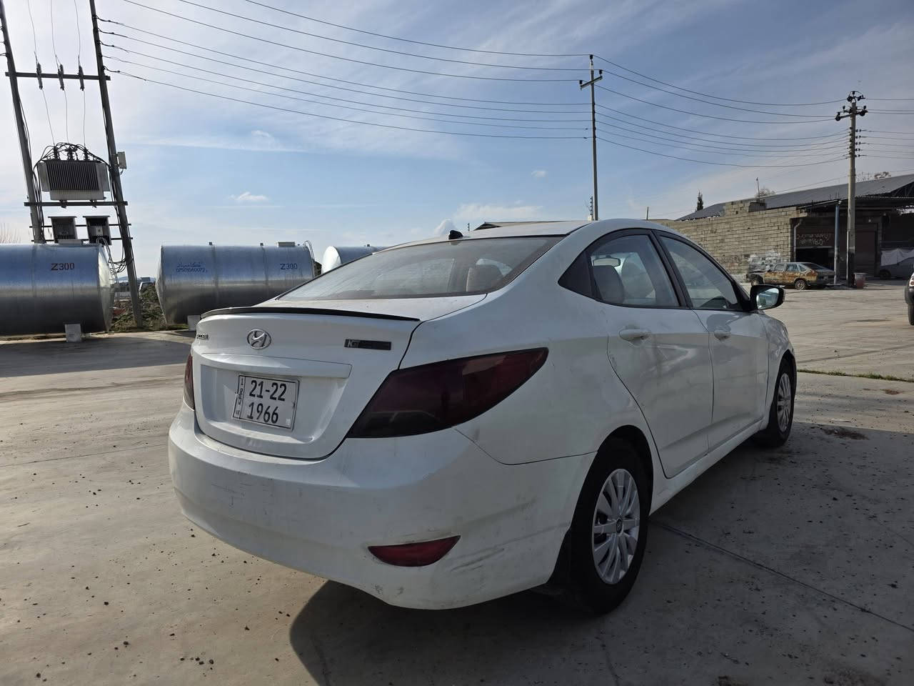 هۆندا ئەکسێنت 2014
ئۆتۆماتیک ناو زەرد خلیجی
لێزەری دوبەی
سەقفی بەشەرت
کامل مەسروف
دووبارە دوراوەتەوە شوێن بڕاوەکەی
تەبرید ساردو گەرم بەشەرت
بێ تەقەو ڕەقە
شاشە ئایپاد
ڤۆلیۆم
چوار جام کارەبا

سیعر// 44 گەڵا کۆتای

شوێن//هەڵەبجەی شەهید

***********

***********
