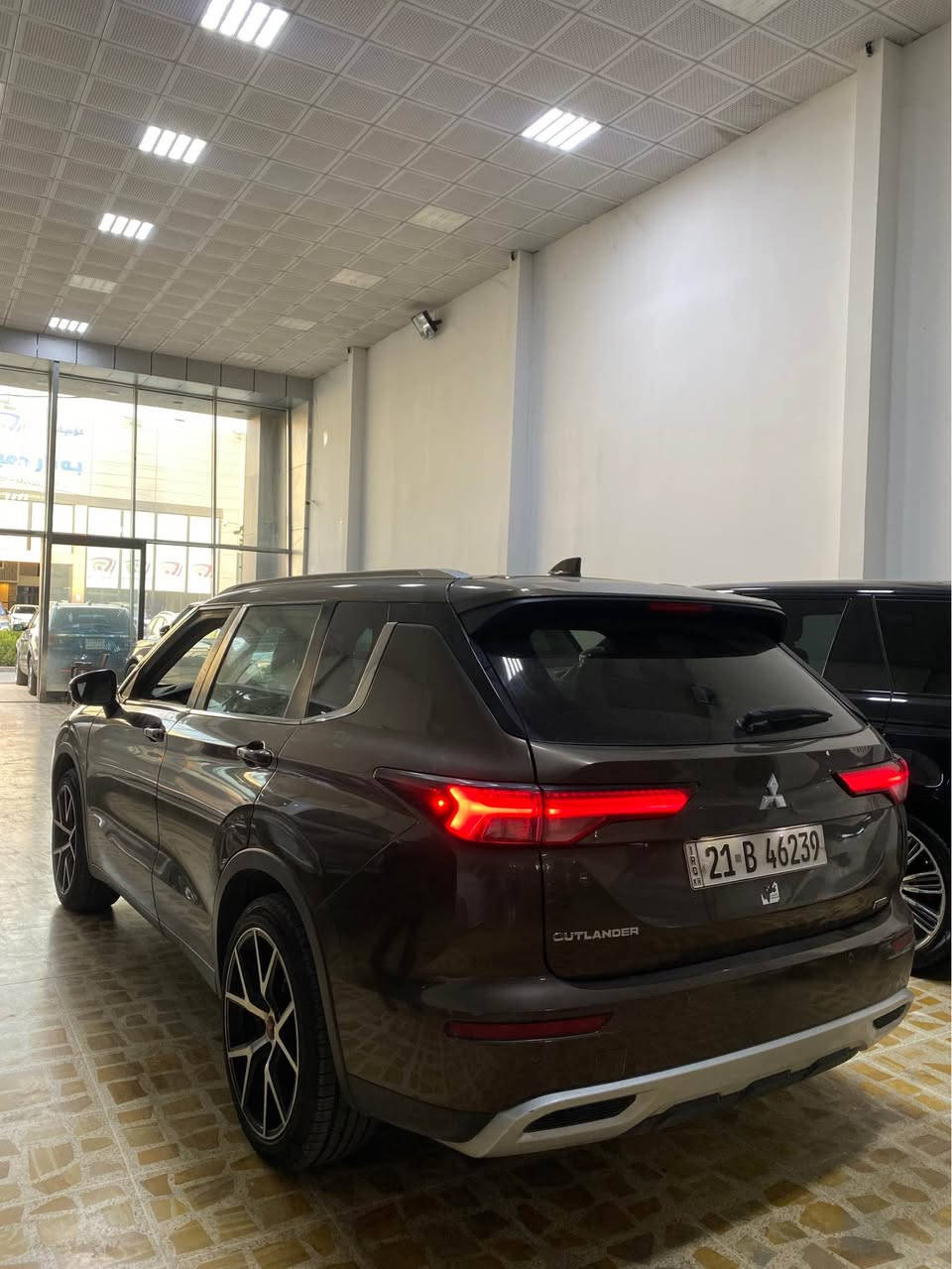 مستربوشي وتلاندةر ٢٠٢٢ SEL فول فول مواصفات 
ئاخير مواصفاتي  وتلاندةرة 
شاشة گةورة  ٥ كاميرة ٨ ايرباگ  شاشة ئةليكتروني 
كوشن جلد كوشن پةقلاوة 
كوشن خةزن  كوشن هيتةر  
شةش مودي دةبل ئةكسل 
كوشنةكاني پشتةوةش هيتةر سةقف شيشةو دةبل پانوراما  بةسمةو شةغال  
سي ريز كوشن  سةيارةكة   هندة مواصفاتي تيداية  خلاس نابيت
وةكو بوياخ..  بونيت شتةك پي كةتية  سبوخ كراية  بةس نوقتة ژوري نية بةشةرتي سونةر  بي ژوري بي ايرباگ بةشةرت بستةك بن رةقةمي پشتةوة سبوخة  
رةقةم سةنةوي فةحس هةزة هةمووي نويية 
سعرةك خوار هةموو بازار
***********
فايبةر 
واتس ئاپ أربيل, العراق
