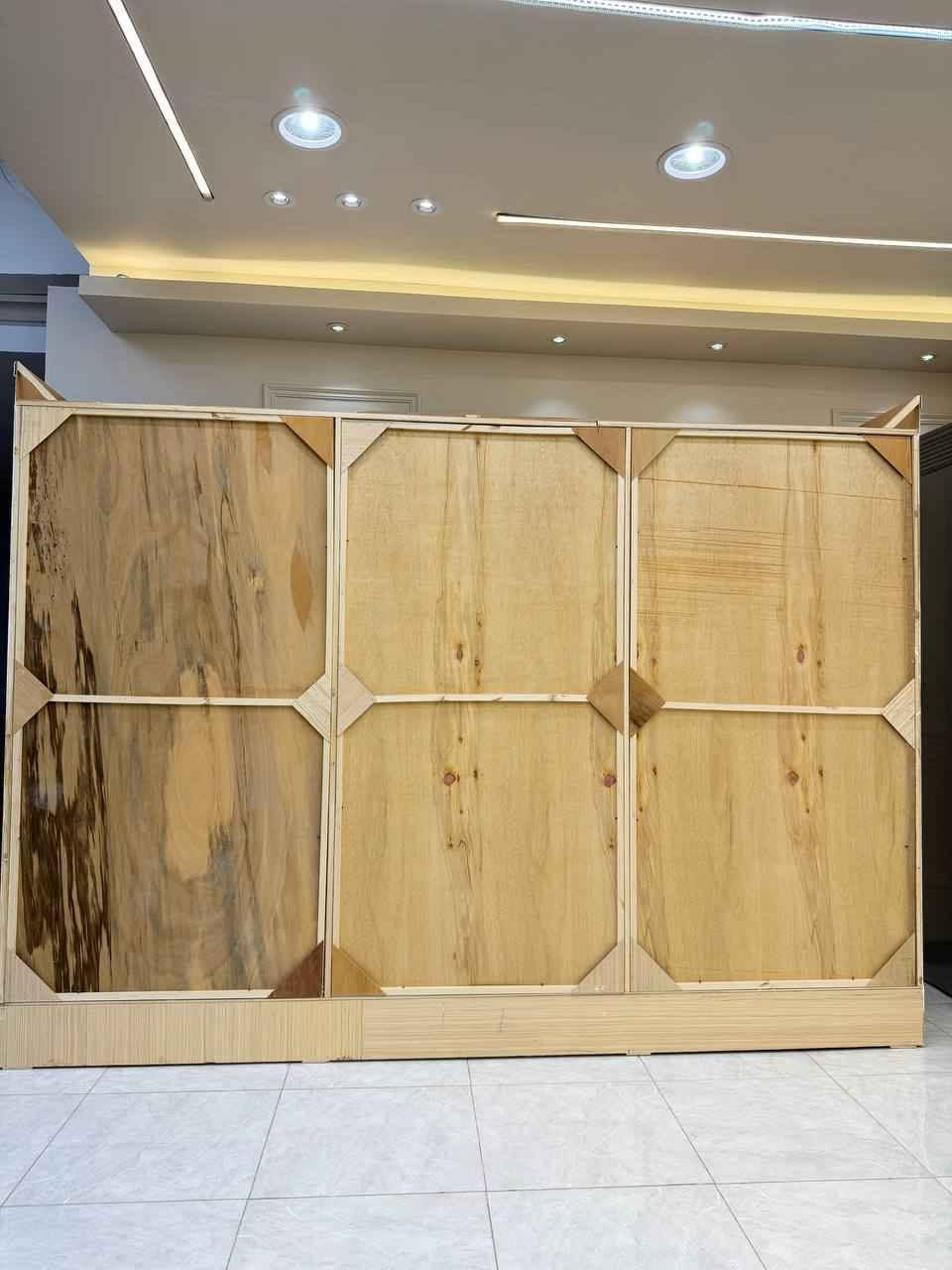 غرف نجاره عراقيه 💯💯

تتكون من 8  قطع 

عرض الكنتور 3 و20سم

ارتفاع الكنتور 2 و40سم

السرير بلوك ٦ ارجل

طول السرير 200 سم 

عرض السرير 160 سم 

الضهر  جرجوبة ضب براغي بغداد, العراق


**إذا كنت صاحب هذا الإعلان وتريد حذفه لأي سبب، رجاءا أرسل رسالة إلى الدعم الفني**