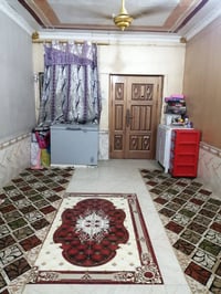 بيت للبيع المساحة 100 متر امامي البناء عگاده الطابق الاول  غرفه وصاله ...