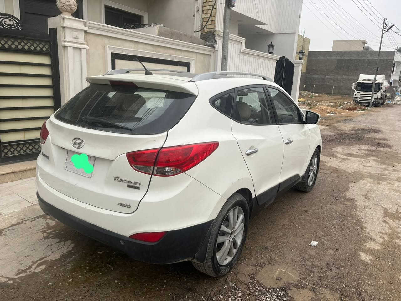 توسان خليجي موديل 2010 محرك 2400دوش   حادثها بابين جهة السائق
موصفات:-
بانوراما- 
كرسي السائق كهربائي-
بصمه تشغيل 
اشاير ب المري 
رقم بغداد
130
واتساب
***********
