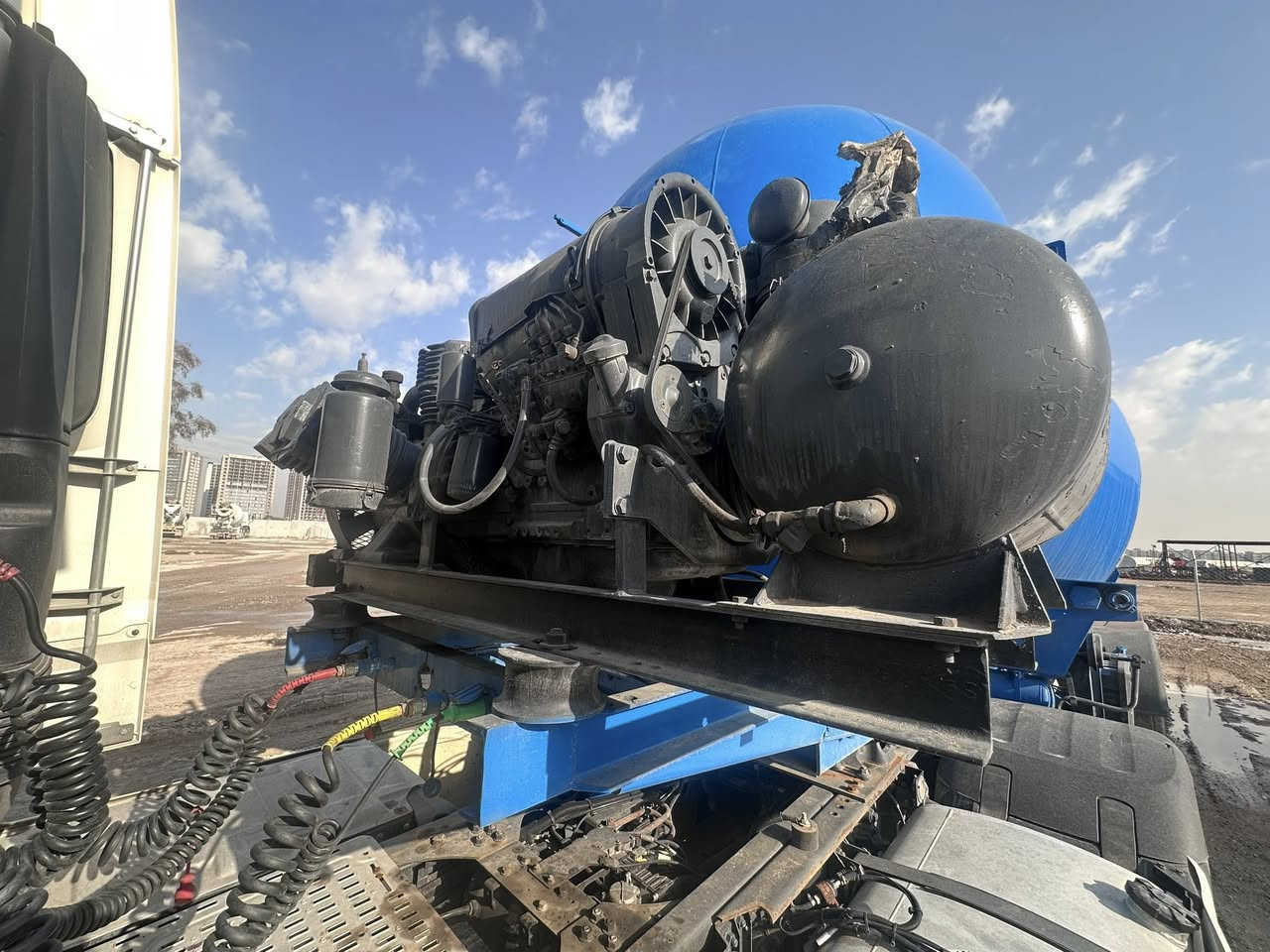 للبيع كومبريسرتوركي
***********
