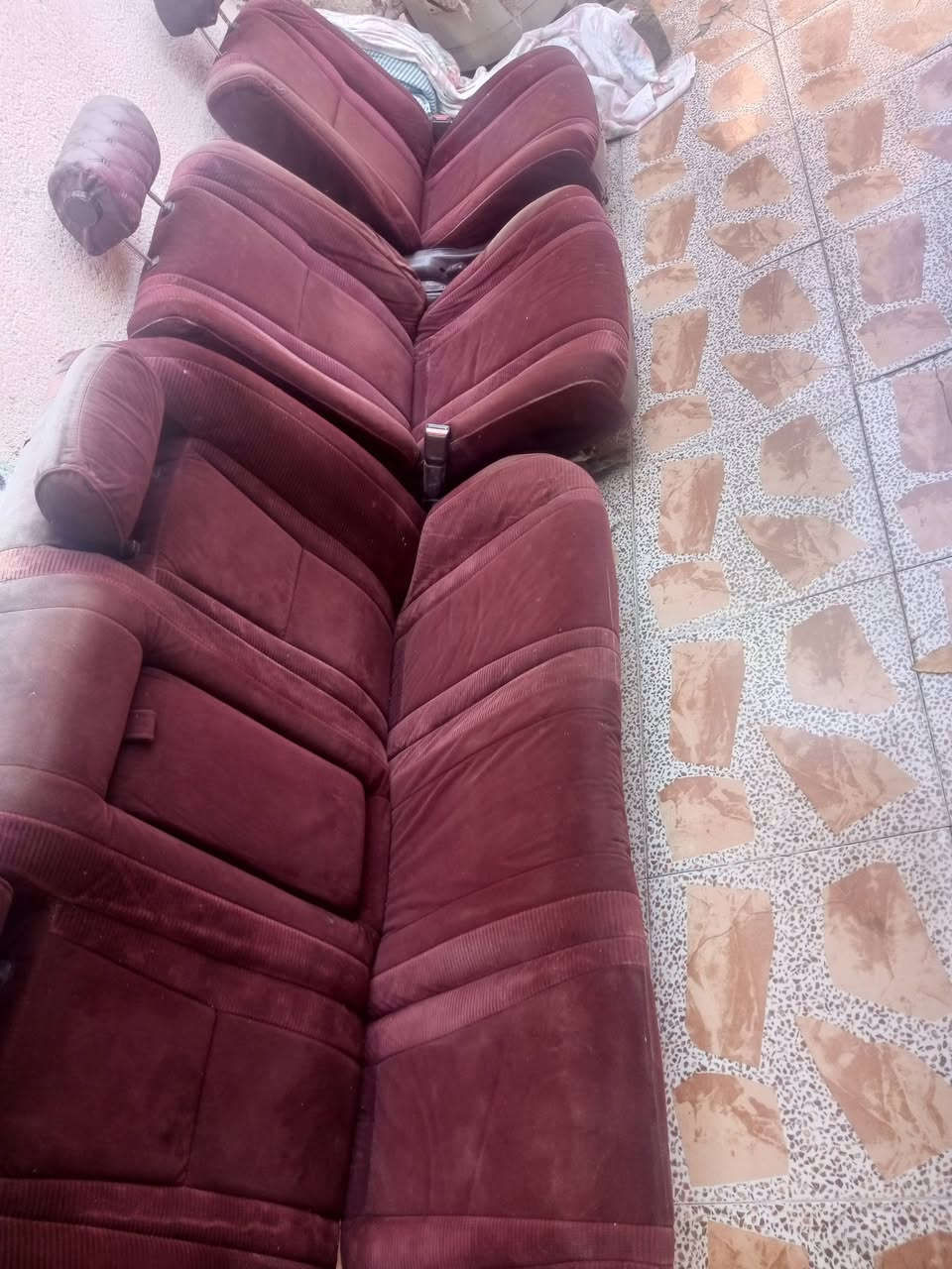 السلام عليكم كشنات سيدان هارتوب لون ماروني الاتصال على الرقم
*********** أو مراسله واتساب
