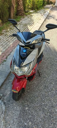 للبيع ميتور شحن 6 بطاريات دبل 27 امبير جدد 2025 ملف 2000W  تاير خلفي ج...