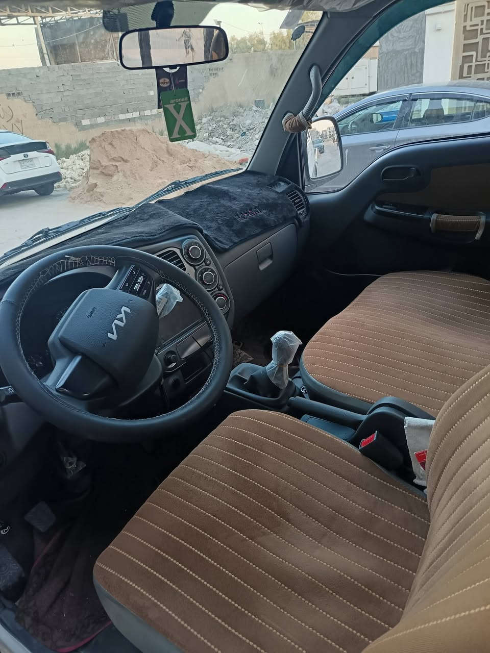 السلام عليكم كيه بنكو موديل ٢٦ سياره جديده زيرو مكفول من كلشي وبسمي دوشمه مكان بغداد الوسفيه سعر ١٨٠ وبيه مجال ماشيه ٥١٠٠ رقم ***********
