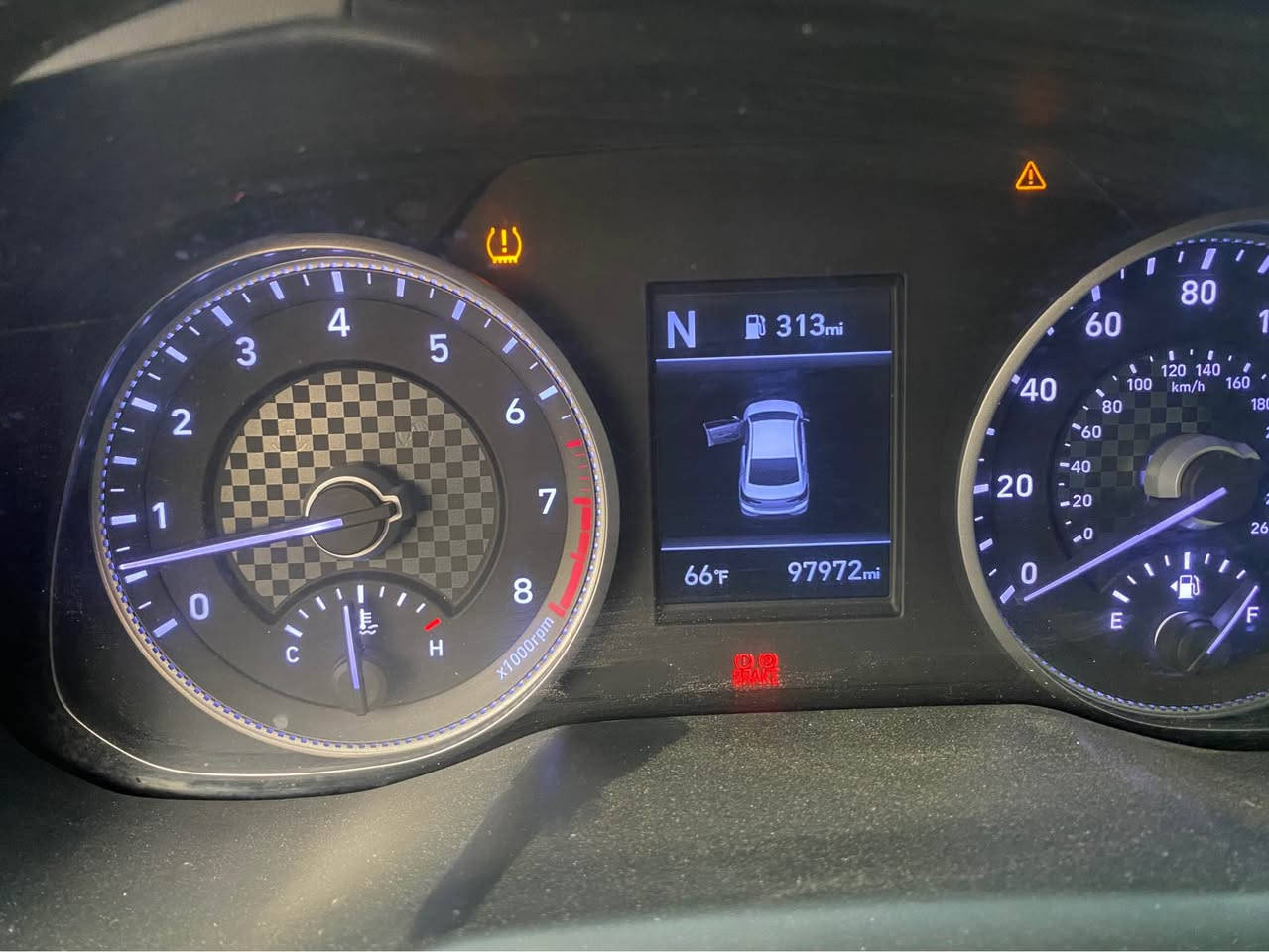 السلام عليكم 
النترا 2020 كير at نص فول 
رقم اربيل بإسمي 
صور الحادث و السونار بالمنشور
مكاني بغداد الغدير ساحة ميسلون 
السعر 122 و بيها مجال 
*********** بغداد, العراق
