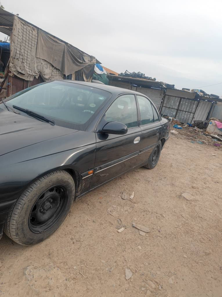 اوپل گامێش یاخود پشیلە مۆدیل 1995 سوبغ عام بۆ جوانی گێر و مەکینە بەێ عەیبە تەبریدە هەموو گیانی بەشەرتە ماڵی دۆستە سەنەوی 29 نوێیە بەناو خۆمانەوەیە بەشەرتی تەحویل و وەکالە 
سعر.... 43 تۆزێک مەجالی برایانە هەولێر 
ژ.م *********** أربيل, العراق
