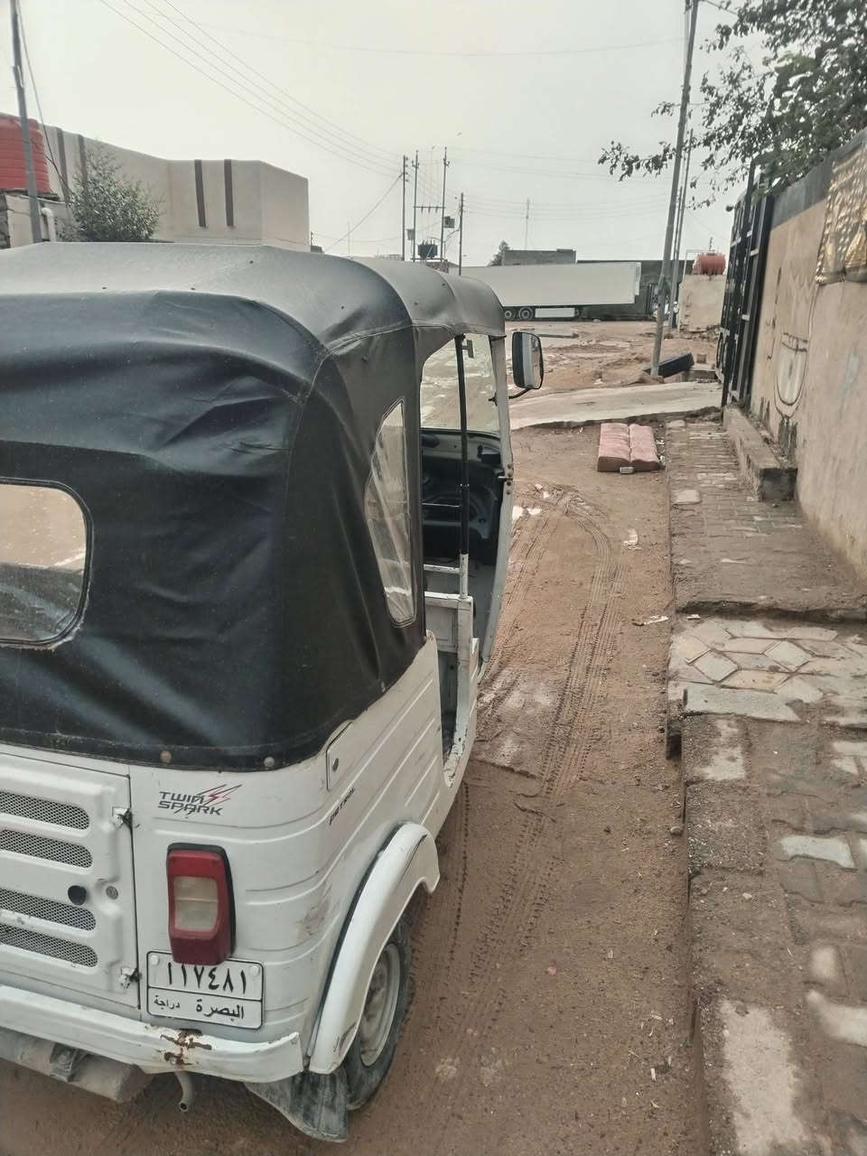 باجاج مديل ٢٠ رقم وسنويه مجفته تجفيت شركه بيها ضربه لغد السعر 5250وبيها مجال  ***********
