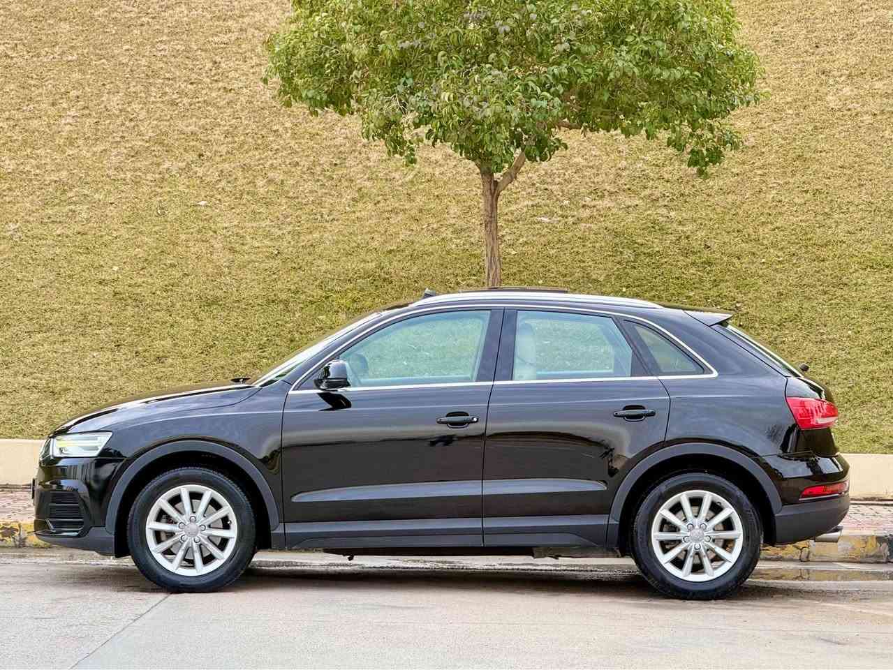 ‎‏﷽

AUDI Q3 - 2017 - QUATTRO 📦🖤 

ئاودی q3 ٢٠١٧ 

سعر مناسب بلاش 138$ و مەجالێکی برایانە 

مواسەفات خلیجی فوول 
سەیارەکە بەس بۆنیدی جەلاتینە بێ دەعم و ئیرباگ 
بە شەرت بەس جەلاتین 
سەنەوی و ڕەقەمی تازەیە تا ٢٠٣٠ 
١٤٠ هەزار کیلۆمەتر ڕۆشتووە زۆۆر تازە ماوەتەوە 
گێڕ و مەکینە بە شەرتە و نەکراوەتەوە 
تەقە و ڕەقەی تیا نییە بە شەرت زۆر توند و تۆڵە 
سارد و چاڵ و شوختی نییە بە شەرت 
هیچ نوقسانی تیا نییە سەیارەکە بۆ هیچ مەگەڕێ 
هەموو گیانی لەسەر دەقی شەریکە ماوەتەوە 

مواسەفات : 

پانۆراما 
ناو زەرد 
کوشن جلد 
کوشن کارەبا 
تەبرید مەرکەزی 
حاسە 
شاشە 
برێک بەسمە 
ئۆتۆ ستارت ستۆپ 
ئۆتۆ هۆڵد 
تراکشن کۆنترۆڵ 
گێڕ ئۆتۆماتیک و عادی 
گێڕ سپۆرت 
لایت پێش و دوا لید 
لایت زینۆن بیلادی 

زۆر مواسەفاتی تر 

سعر مناسب بلاش 138$ و مەجالێکی برایانە

📞 0772 531 4474 السليمانية, العراق

