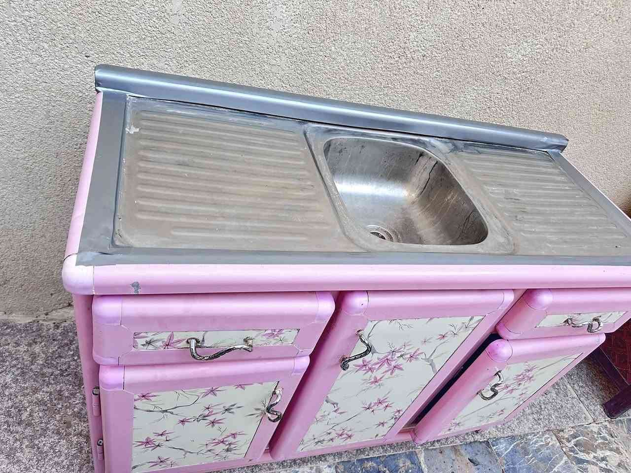 سنك العدد 2مستعمل نضاف شوف العين (الوردي 125 ول جوزي 75)مكاني البصرةشط العرب الجزيرةً منطقة الحوطة رقم ***********
