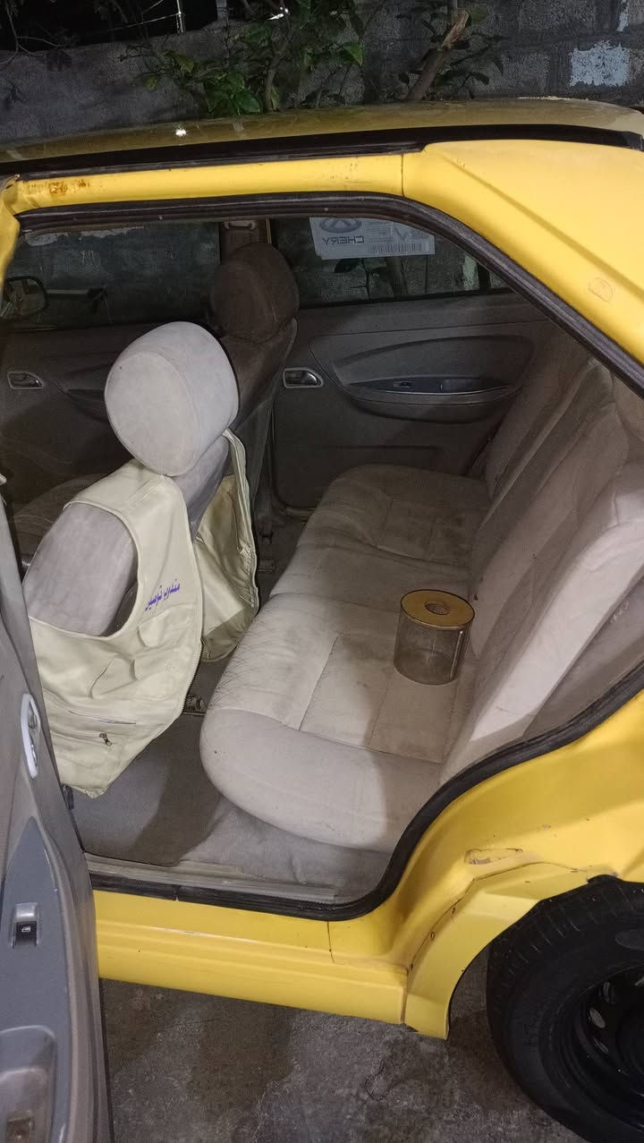 شيري كوين 2011
السلام عليكم 
شيري كوين موديل 11 
كير مكينه بلاد صار شهر من شادها كله جديد 
تايرات نص عمر 
مسجل شاشه جديد 
السياره لا ضربه ولا صبغ مجرد طخه دراجه بل جاملغ الخلفي ومعدل ع بارد 
السياره نضيفه ب شكل 
بس السياره عوزها صدرر 
رقمها بغداد دولي 
سنويه جديد ب اسمي لحد 2030 
سعرها 28$
مكان السياره ديالى خانقين بختياري 
***********
