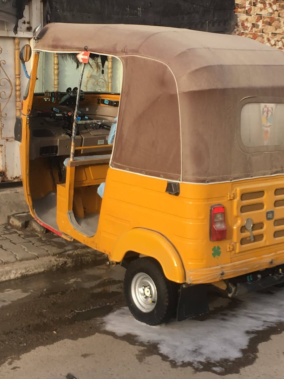 السلام عليكم تكتك 19شهر12رقم وسنويه تكتك خير من الله بيها بس دوس ما معمرات والباقي كفاله عامه  السعر 4 وربع وبهيا مجال بغداد ‏‪***********‬‏ اتصل ما متواجد ع النت
