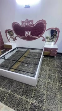 مجاني • سرير • غرفة نوم