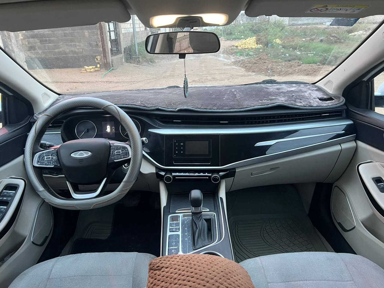 سلام عليكم سياره شيري اريزو5 مديل2025 للبيع سياره مكفوله كفاله عامه السياره حلوه ومرتبه مال شغل ومكينه1500 تنفس طبيعي ماكو صرفيه سياره تعبان عليهه ومرتبهه دواخلهه دوشمه جديده وارضيات تغليف جلد السياره كير ومكينه وحداديه كفاله ماعايزهه شي مال بيت والله سنويه بأسمنه تحويل ثاني يوم سعرهه108 وبيهه مجال للشراي عنوان البصره شط العرب الجزيره للاستفسار الاتصال ع الرقم***********
