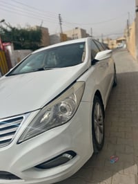 ازيرا V6 • ٢٠١٤ • ماشيه ٢٥٥٠٠٠