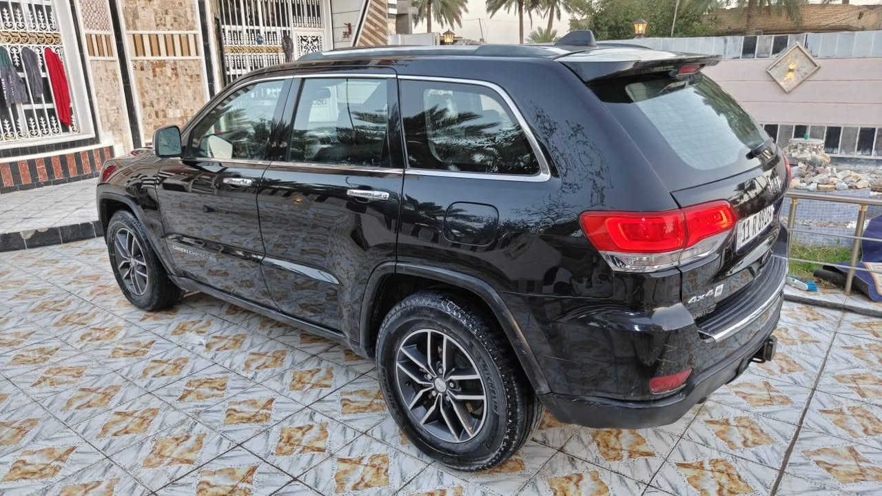 جيب 2014 فول 1/1 أوفر لاند
سونار والحادث مرفق بالمنشور  مكينه 3600 6سلندر  
المواصفات 
بصمه..بنوراما.. كشنات كهرباء.. خزن ميموري.. استيرن كهرباء..هيتر بالاستيرن.. تدفئه تبريد بالكشنات..جنطه شفط.. دمام.. أشاير بالمري.. تشغيل عن بعد.. شاشه كبيره.. رادارات.. ماوس تحكم.. فور ويل السياره جديده وجاهزه من كلشي 
ماشيه 162 رقم بغداد دولي بأسمي 
هاتف ***********
واتساب***********
