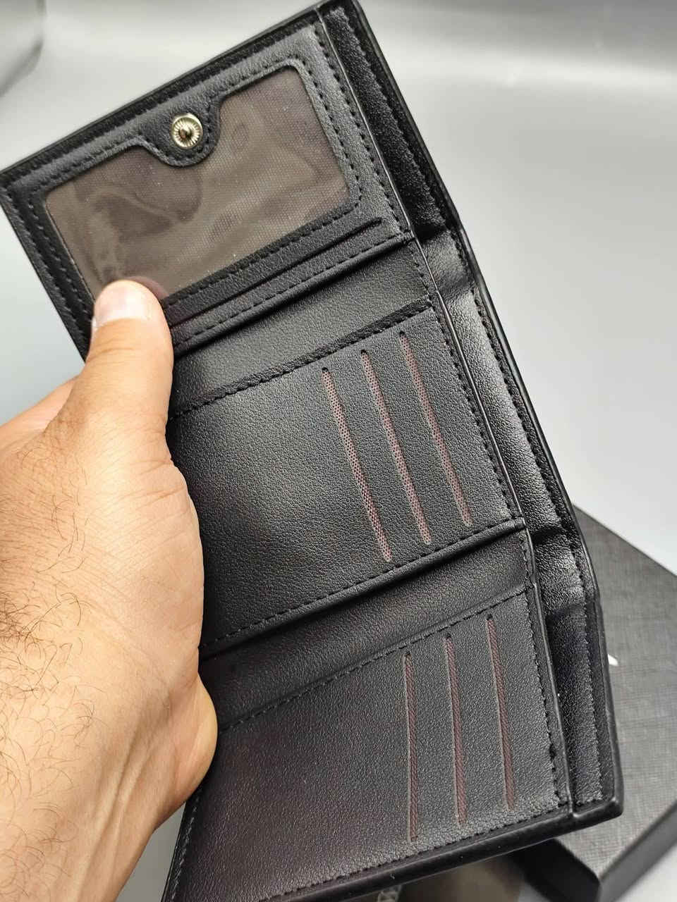 محفظه رجاليه فخمه من لاكوست
محفظه رجالية نظافة 100%
تحفظ كل المستمسكات الشخصية والباجات
تحفظ كل فآت العملات النقدي
كجول ورسمي
قطعه راقيه للهدايه والإقتناء

سعر المحفظه 12 الف
التوصيل 5 الف لجميع محافظات العراق

للحجز التواصل على الخاص (ترسل رقمك وعنوانك الكامل)

اضغط على متابعه للصفحه لمشاهدة كل ما يليق بأنقاتك
من متجر الاقتناء والهدايا الفخمه ( انس براند للاناقه العامه )


**إذا كنت صاحب هذا الإعلان وتريد حذفه لأي سبب، رجاءا أرسل رسالة إلى الدعم الفني**