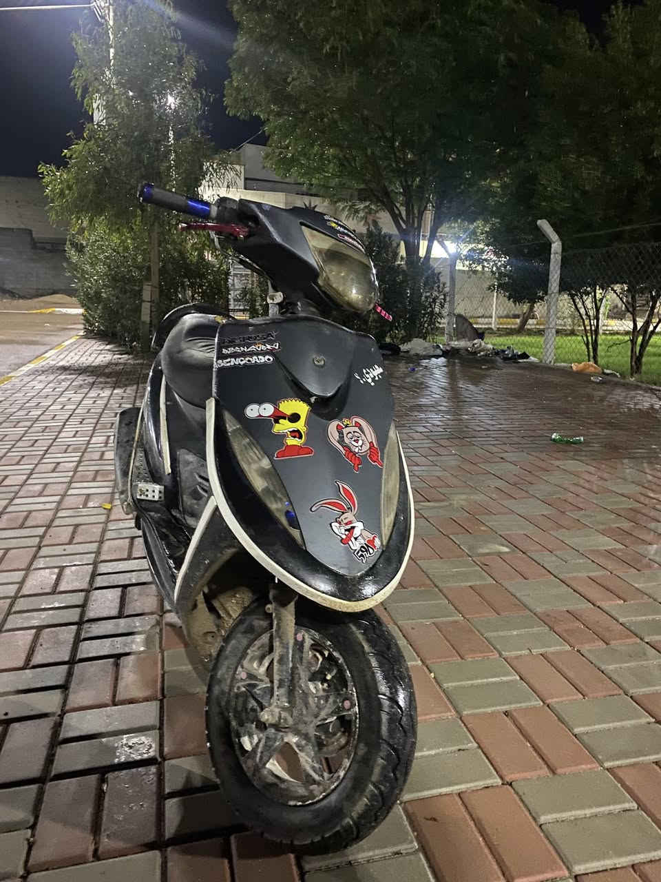 السلام عليكم دراجة ماكس عدلة مزوده بوشة 55 للبيع مابيها اي نقص فقط مجاميع ودشبول العنوان صلاح الدين قضاء الدجيل السعر 375 وبيها مجال 
للاستفسار التواصل على الرقم ***********
