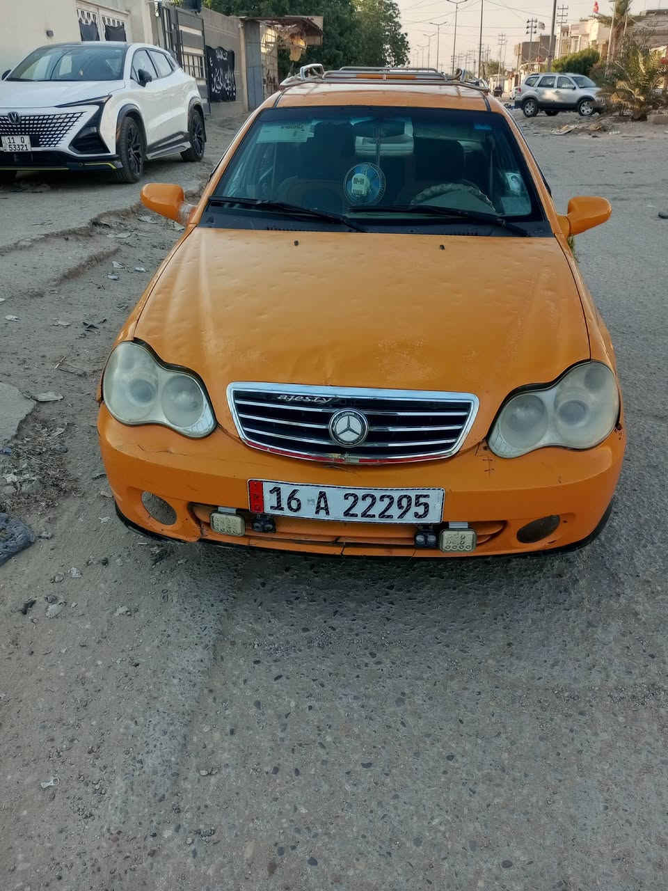 السلام عليكم للبيع سياره جاهزه كير مكينه حداديه مصفره هيه وغرامات سنويه جديده راعيه موجود مكان الدوانيه ***********السعر ب15وبيه مجال قليل لشراي

