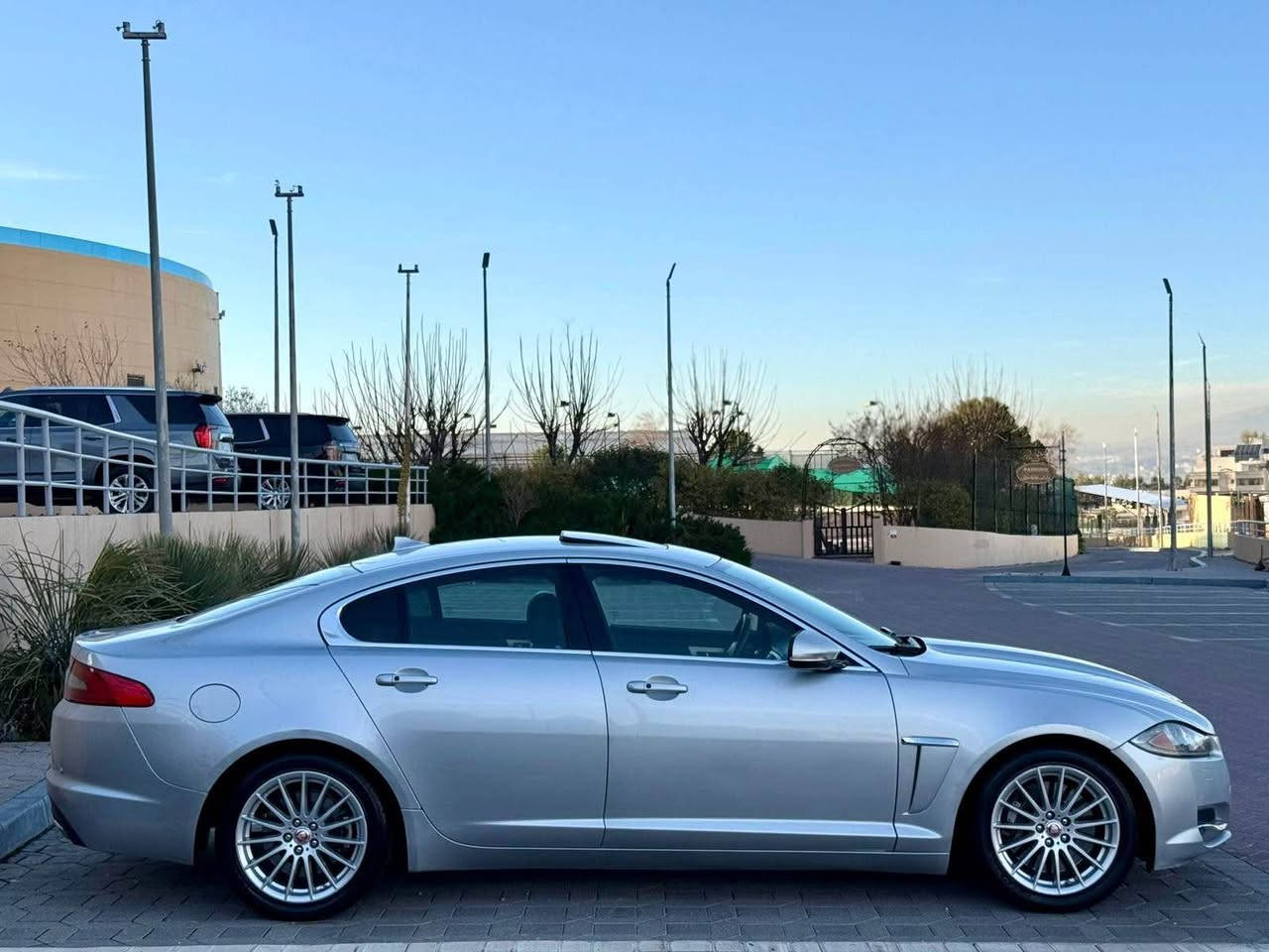 ‏Jaguar xf  2015  ٤ سلندر اقتصادي 

سعرمناسب حيل مناسب ١١٣ مجال

فول فول موصفات 
سلايد
مرايه رادار
امامي خلفي حاسه
شاشه كاميرا
تبريد مركزي
كشن جلد 
كشن هيتر
كشن كاربا
كشن خزن
بريك بصمه
٤ ابواب بصمه
گير ماوس
لايتات عدصه زينون بيلادي

گير محرك بشرت ١٠٠/١٠٠
تبريد تاقم صدر بشرت ١٠٠/١٠٠
صبغ قطعتين صبغ بدون دواغل بدون ارباك بشرت فحص
سنوي رقم جديد حتي ٢٠٢٨ بي اسمي تحويل بشرت

سعر ١١٣ ورقه مجال 

***********
***********

*******************************************
‏Jaguar xf  2015 

فول فول مواسفات
٤ بستون مرغوب
سلايد
رادارى ئاوينە
بيش و دوا حاسه
شاشه و كاميرا
ته بريدى مه ركه زى
كوشن جلدو هيتر
كوشن خزن و كاره با
بريك به صمه
به صمه ى ده ركا
گير ماوس
لايت ليدو زينون بيلادى
گيرو مه كينه و ته بريد تاقم بيشى به شه رت بى نوقسانيه به شه رتى فه حص
دوو بارجه ى بو ياغه بى ناوكرتن بى ارباك به شه رتى سونه ر 
سه نه وى ره قه مى تازه يه تا ٢٠٢٨ به ناو خومه وه يه ته حويل به شه رت 

سعرى ١١٣ معامه له

***********
*********** السليمانية, العراق
