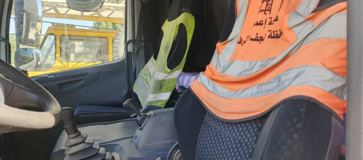 سلام عليكم اتيكو 2011 مكفول من كلشي  للبيع ثمانيه برغي اربعه سلندر  تلاثه طن تلاثه سلايت طوله سته  وربع  وڰير عادي والي يريد بس سياره همات عادي سعره 330 ورقه وبي مجال للطيبين رقمه اربيل للاتصال والاستفسار  ***********
