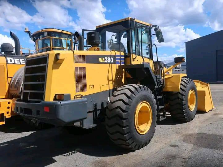 2011 KOMATSU WA380
‏ساعات التشغيل 4110
‏الشفل نظيف كلش مخزن اخو الجديد
‏مكفول من كلشي 
‏مكان الشفل أوربا
‏مدة الوصول الى العراق ٣٠ يوم بعد الاتفاق 
‏السعر 33000$
يعني 3 شدات و30 ورقه
‏للتواصل خاص او 
‏واتساب 380947108102+


**إذا كنت صاحب هذا الإعلان وتريد حذفه لأي سبب، رجاءا أرسل رسالة إلى الدعم الفني**