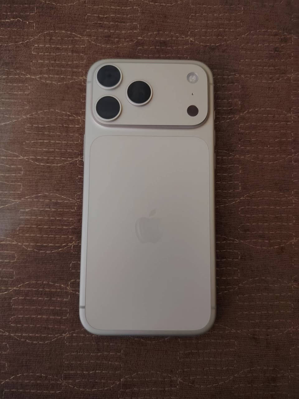 للبيع
Apple iPhone 17 pro max
السلام عليكم 
تحت ضمان الوكالة 
من الوكيل الرسمي 
شركة /Master store
Premium Reseller
عربي شرق أوسط 
ذاكرة /512
بطارية /100
عدد دورات الشحن /1
ضمام 2 سنة شامل الصيانة غير مستخدم فقط مفتوح من الكارتون فقط
جميع ملحقات وية 
تاريخ الشراء /7/18 /مدة الاستخدام 5 ايام 
للتفاصيل اكثر 
***********
السعر/قابل للتفاوض بي مجال بسيط
الموقع قضاء شط العرب
