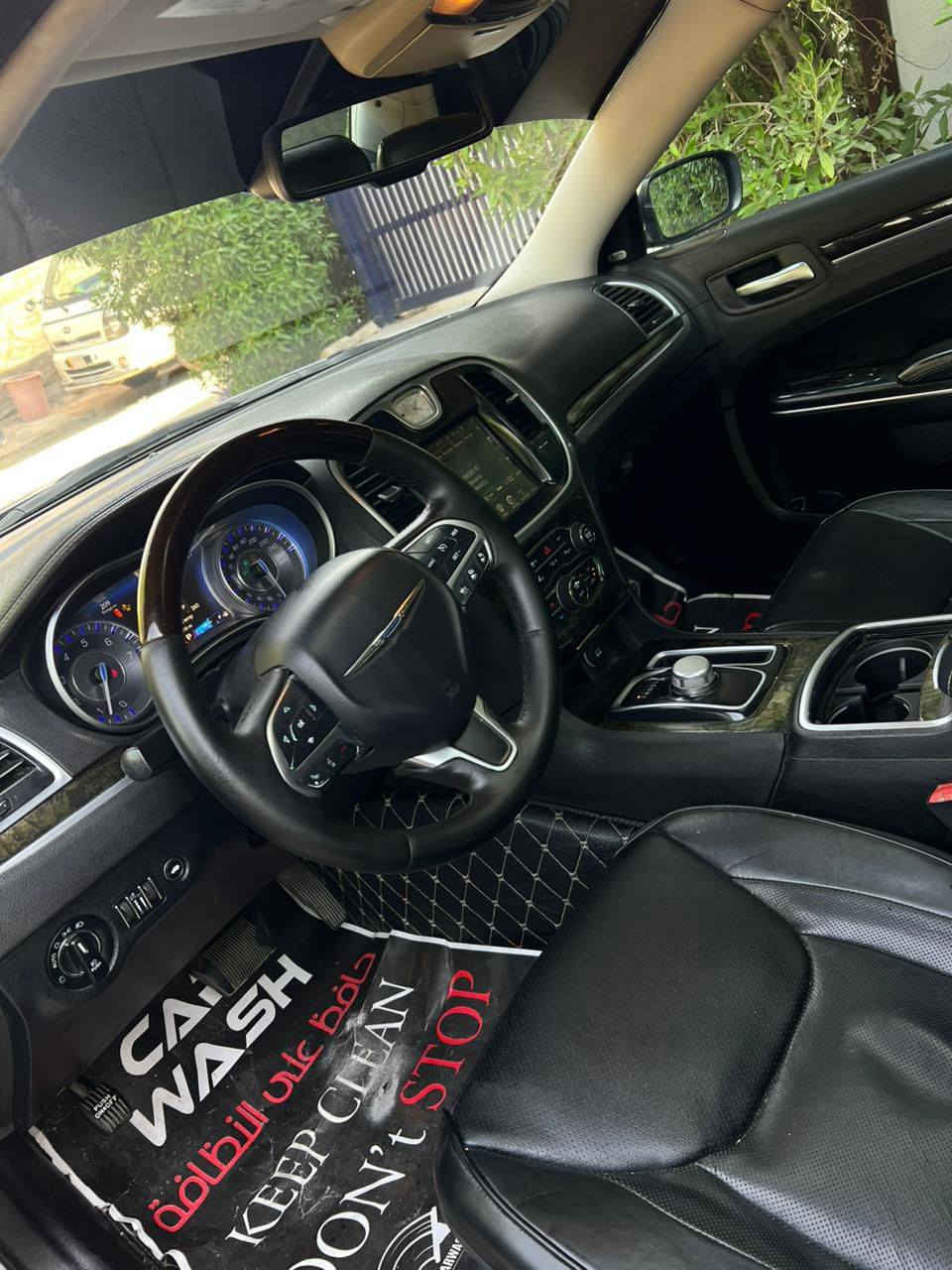 اوباما موديل 16سعرها سعرها 210فول موصفات رقهما نكليزي صورحادث مرفقة بلمنشور تواصل مع  ***********
