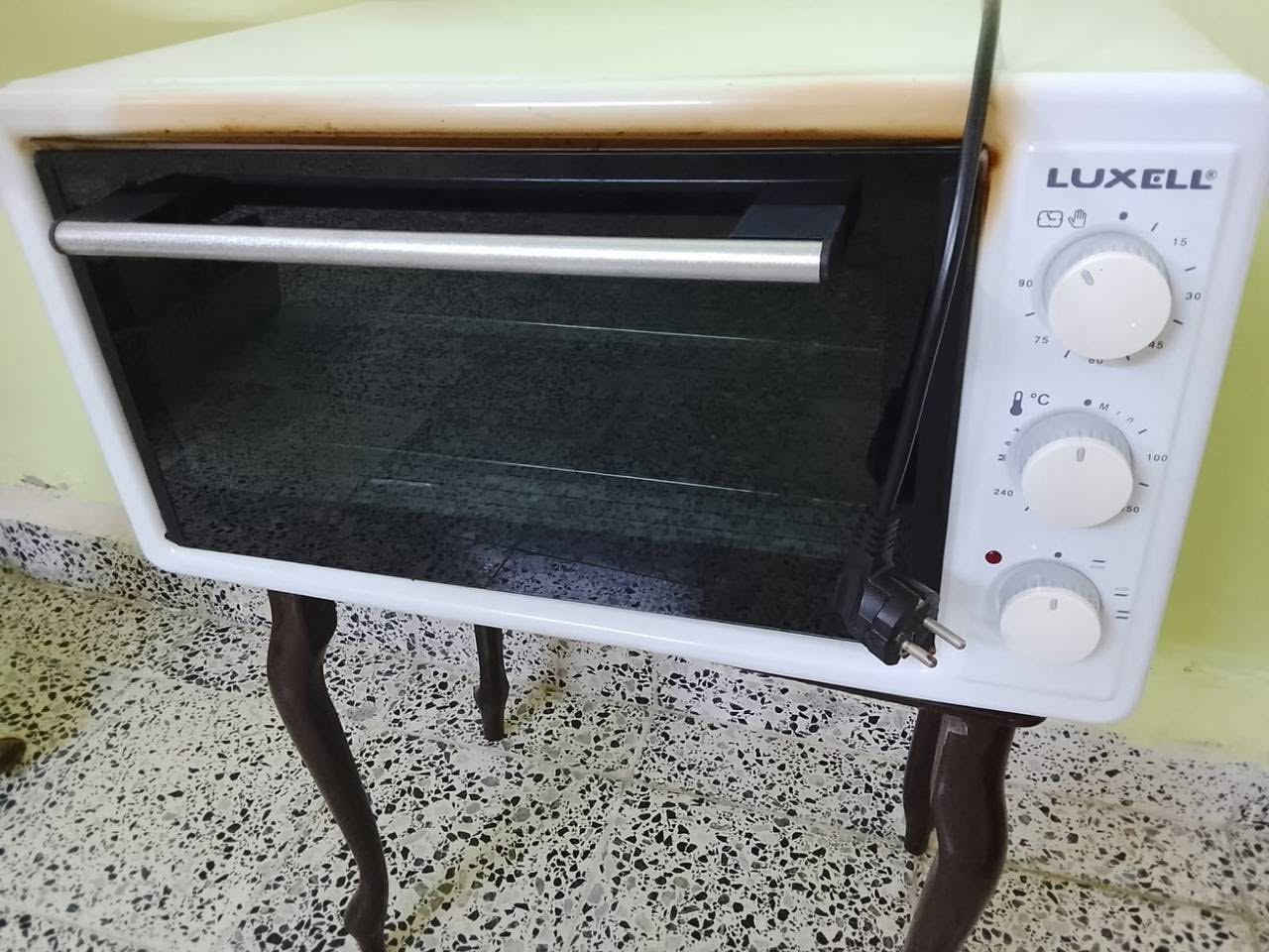 أغراض للبيع
فرن كهربائي نظيف عیب شرط شغال


**إذا كنت صاحب هذا الإعلان وتريد حذفه لأي سبب، رجاءا أرسل رسالة إلى الدعم الفني**