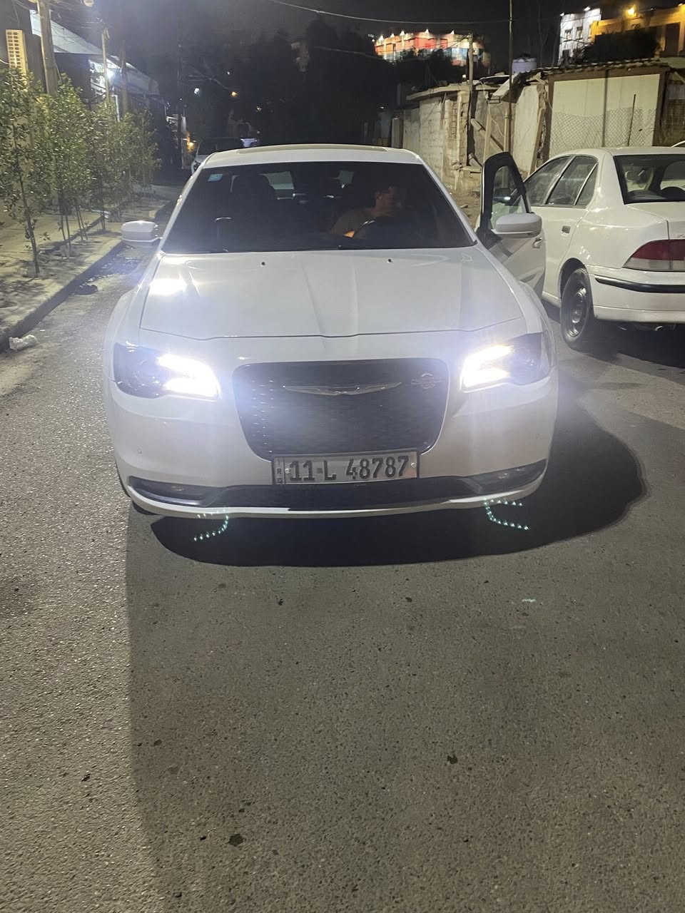 السلام عليكم للبيع
اوباما كرايسلر S300 خليجي ؟؟؟
موديل2022
ماشيه 56 mi
مكينه 3600 
السياره حادثها  غرق بالإمارات ضرارها ميكانيكي تبديل اذراع مكينه فقط  كفاله عامه 
صورها موجوده قبل الدخول العراق بالمنشور 
 فـئه (S) 

كشنات جلد تدفئه وتبريد (S)

شفتات استيرن

بانوراما 

نظام (SBORT)

محدد سرعـة 

حساسات اماميه خلفيه 

رادارت فول 

سياره فول واحد ع واحد موتصفات s
 السعر 📞 اتصال 
المكان الشالجيه 
الاتصال ***********
