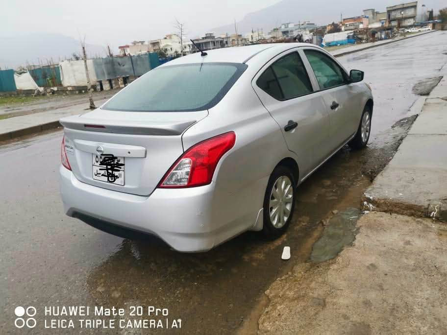 ڤێرسا مۆدیل ٢٠١٨ مواسەفات ئێس تۆماتیک بە ناو خۆمە سەنەوی کۆنە رەقەمی تازەیە سەیارەکە هی مالە مەکینەی بەشەرتە بەس گێری بە شەرت نافرۆشم یەک پارچە و نیوی بۆیاغە شانسی یەک تۆزی گرتووە باقی بێ کێشەیە خاوێن و جوانە شوێن ڕانیە 
سعری ٨٦ شتێک مەجال
0751 807 6915 رانية, السليمانية
