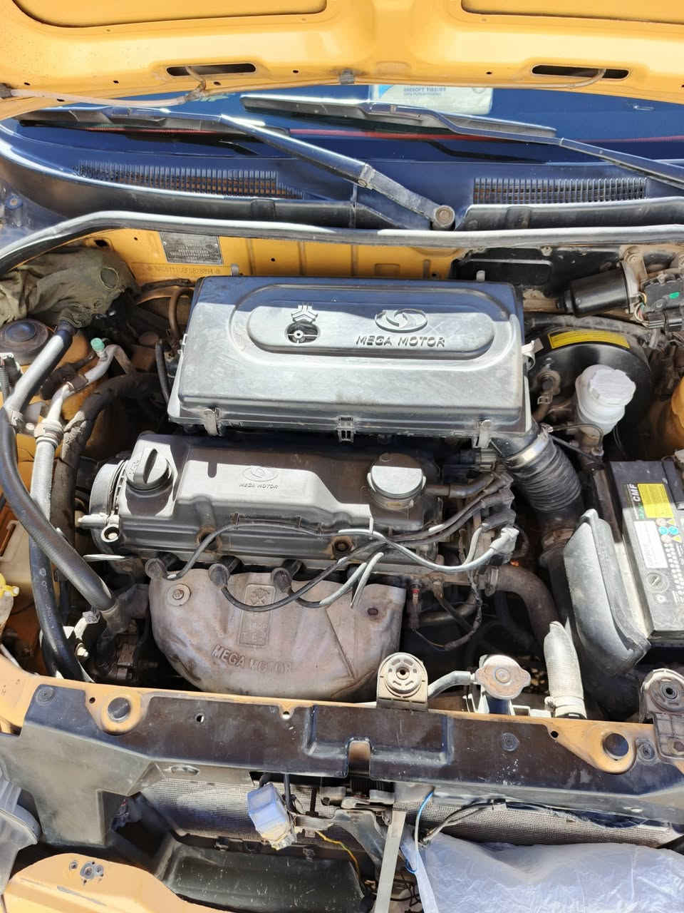 سلام عليكم
طيبه موديل 2015
كير محرك مكفولات تحويل ثاني يوم 
مصفره هيئه وغرامات تبريد تدفئه 
بيه طخه بالشباك مكانه بغداد ابو غريب 
رقم صاحب السياره 
***********
سعره 38وبيه مجال
