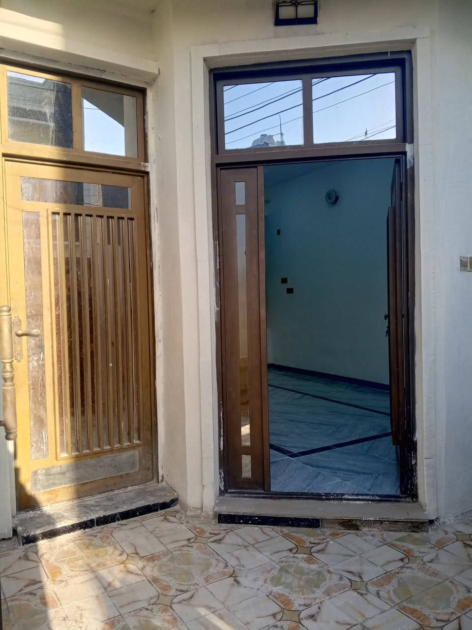 ✨ أدوّر على بيت مرتب وجاهز؟
🏡 بيت طابق واحد ما يتفوت – مناسب للجادين بالسكن
📍 الدورة / البوعيثة / مجمع السلطان
المساحة 100م

✔ 1 غرف نوم
✔ 2 حمّامات
✔ صالات واسعة
✔ خدمات كاملة وقريب من كل شي
📄 سند 25 طابو زراعي

📞 ***********
📩 راسلنا خاص للتفاصيل

#هاشتاك #دعم #مشاركات #تفاعل #لايك
