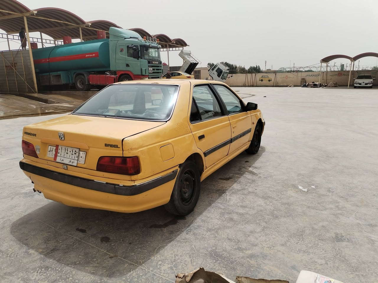 سلام عليكم بيجو بارص موديل 15 محرك لا تنقيص ولا تبخير كير خير من الله
سياره عليها هئيه ٢٦٢ وغرامات عليها ٦٥٠ تريد انته تصفرها تريد اني اصفرها الك سياره تايرات نضيفه حداديه نص عمر راعيها موجود يريد مداور  سعرها مناسب ***********
