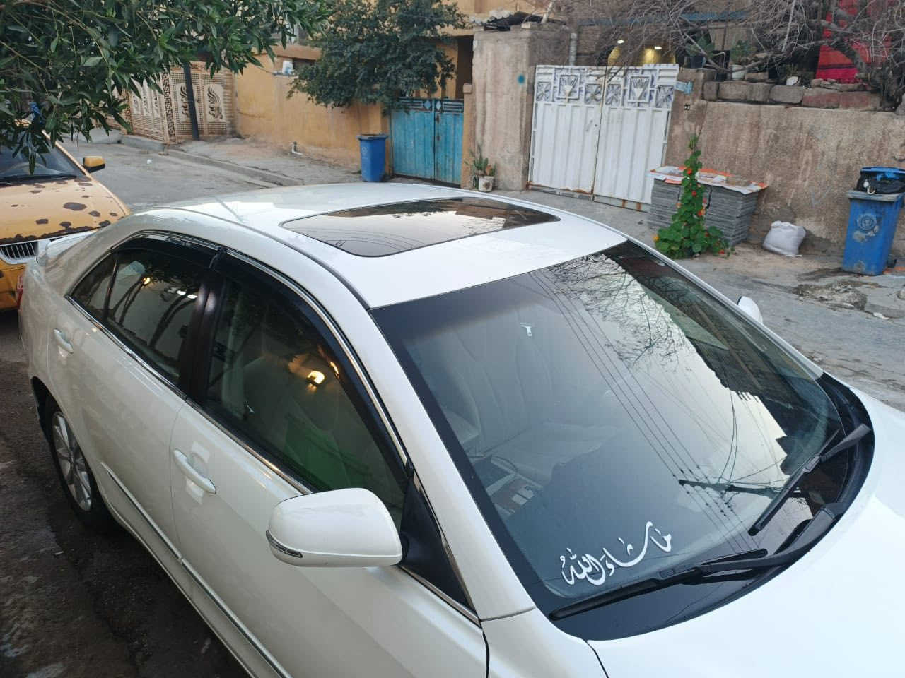 سلام عليكم
كامري 2010 خليجي فول مواصفات GLX رقم اربيل شرط تحويل ثاني يوم 
مكفوله من الضربه فقط بارد بل خشم مال دعاميه الاماميه وتكرمون ضربت جلب ورجعتها والسونار بعد كدامكم 
السعر : 125
رقم الهاتف 
 : ***********
فقط واتساب
مكاني بغداد
