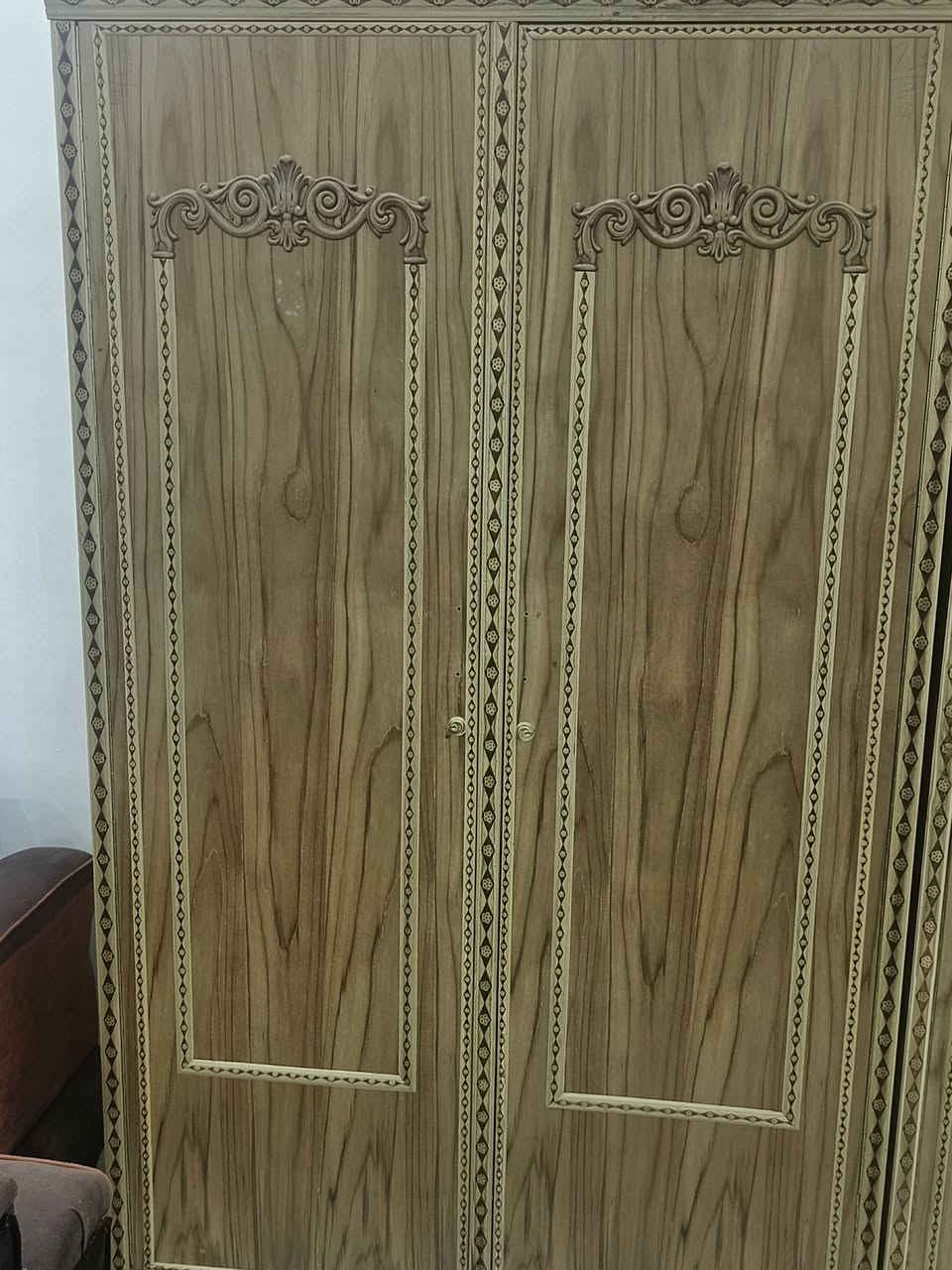 اللهم صل على محمد وال محمد 
تم بعون الله افتتاح معرض الجوادين لبيع وشراء الاثاث الجديد والمستعمل 
اسعار مناسبه جدا 🔥
العنوان 
قضاء الحي _ حي الجوادين ( حي الاسرى) قرب الجسر مجاور الصيدلية 
للاستفسار اتصال او واتساب ***********
