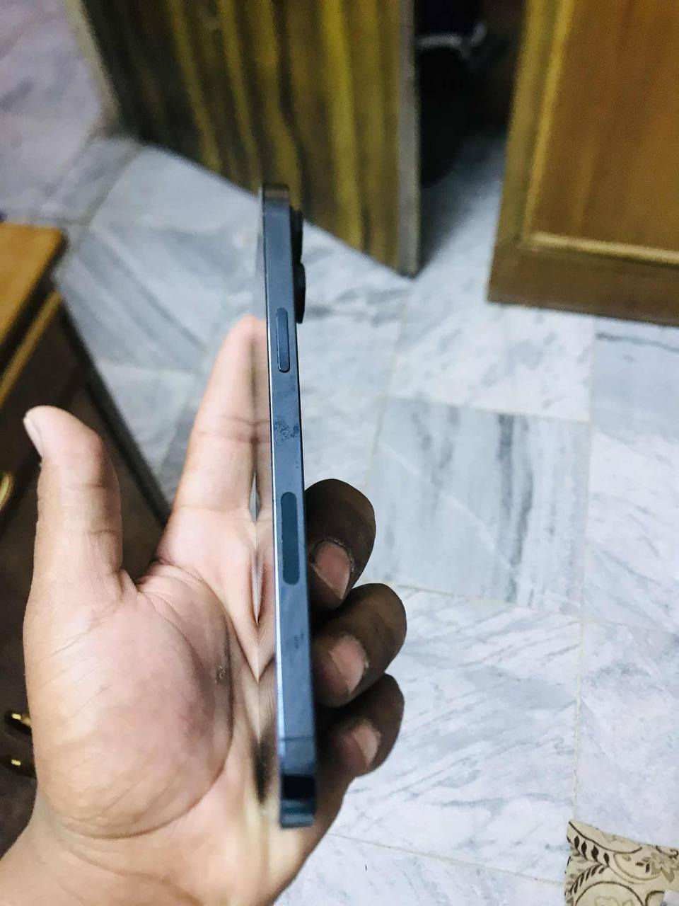 السلام عليكم ايفون 12برو ماكس للبيع مكفول من الفتح والصيانة بطاريه 78فقط بيه فطر بل  كلسه مال كامره مكاني بابل محاويل ***********للستفسار وتساب او اتصال
